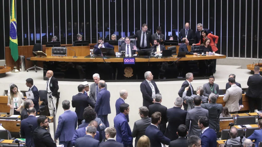 Maranhão entre os estados mais beneficiados na 1ª leva de emendas de 2025